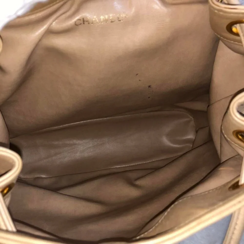 CHANEL CC Vintage Lambskin Beige Gold Backpack Bag Drawstring Chain - Picture 11 of 15
